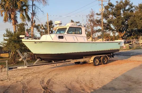 Slide: The Image of Parker Marine Sport Cabin Deep Vee 1995 - 3