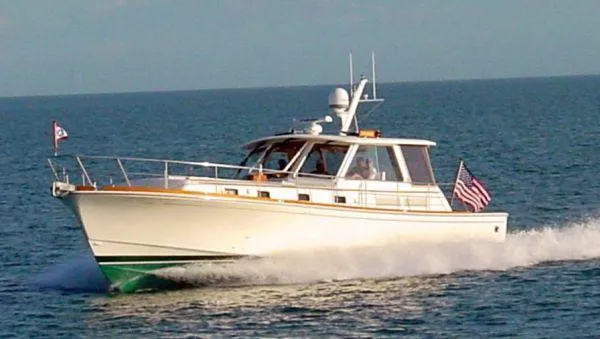 Slide: The Image of Grand Banks Eastbay 49 HX 2002 - 0