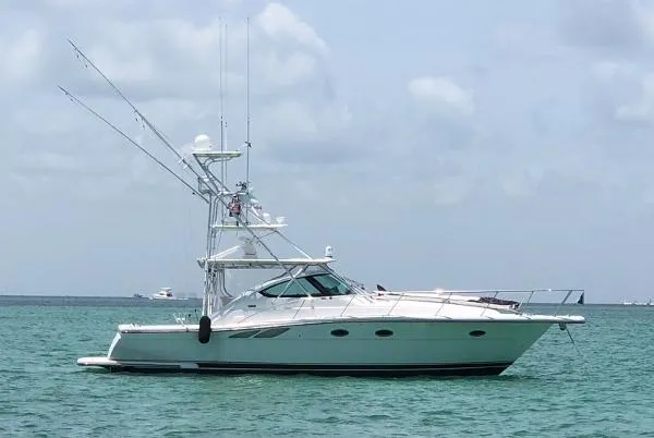 Slide: The Image of Tiara 3800 Open 2001 - 0