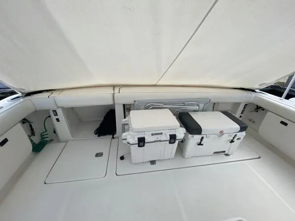 Slide: The Image of Tiara 3800 Open 2001 - 5