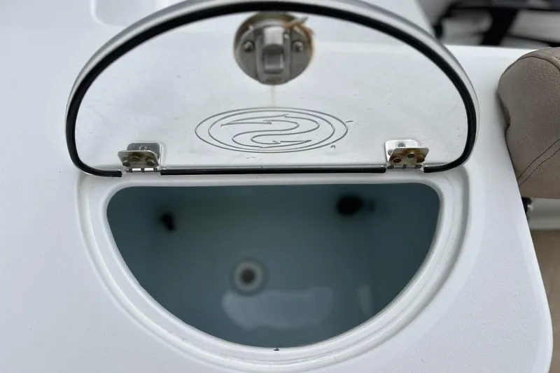 Slide: The Image of Open livewell on 2019 Sportsman Open 212 Center Console boat. - 8