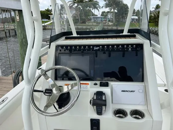 Slide: The Image of Ranger 2360 2019 - 10