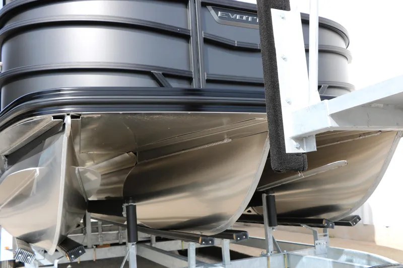 Slide: The Image of 2026 Evotti 521QL pontoon boat on trailer, showcasing sleek design and sturdy construction. - 20