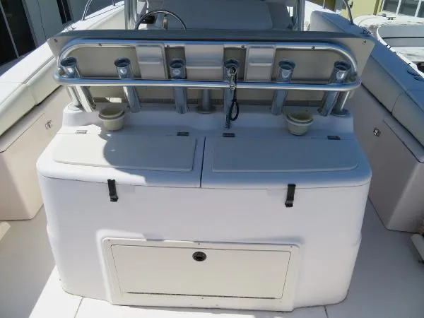 Slide: The Image of Grady-White Bimini 306 2000 - 6
