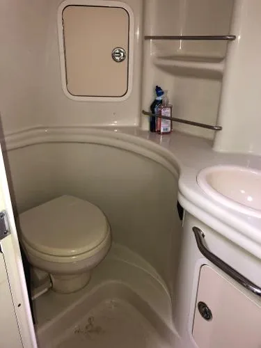 Slide: The Image of Sea Ray 300 Sundancer 2006 - 11