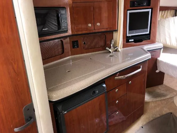 Slide: The Image of Sea Ray 300 Sundancer 2006 - 8