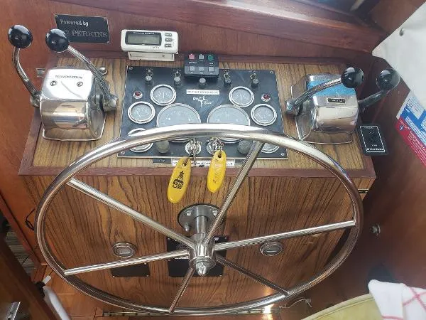Slide: The Image of Gulfstar 36 Trawler 1973 - 3