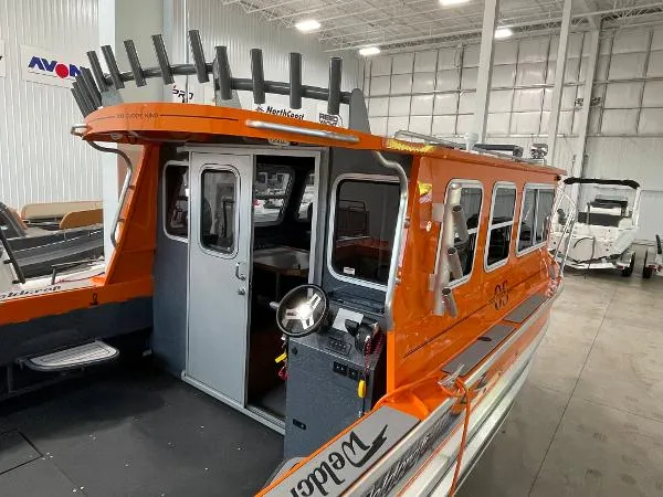 Slide: The Image of Weldcraft 300 Cuddy King OS - T 300XCB's HM EX- In Stock 2022 - 4