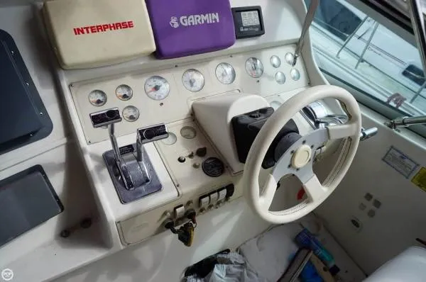 Slide: The Image of Cruisers 3570 Esprit 1996 - 4