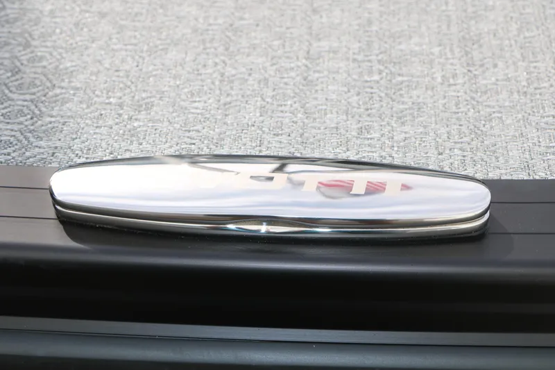 Slide: The Image of Chrome detail on Evotti 723QL 2026 model, featuring sleek design and textured background. - 13