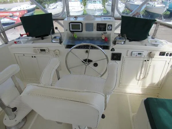 Slide: The Image of Offshore Yachtfisher CPMY 1987 - 4