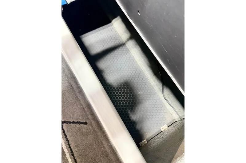 Slide: The Image of 2012 Moomba Mojo 2.5 boat audio system with Kicker subwoofer and fire extinguisher. - 23