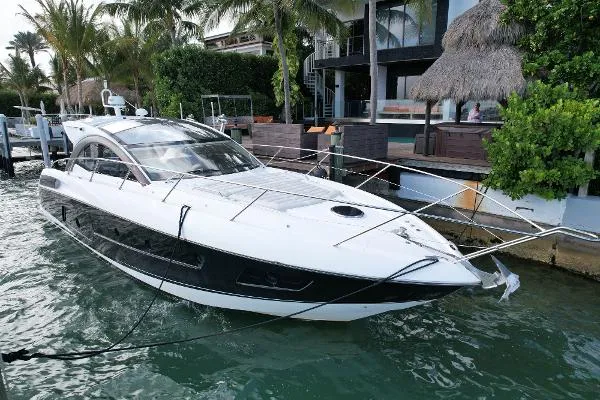 Slide: The Image of Sunseeker San Remo 48 2014 - 1