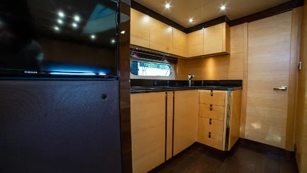Slide: The Image of Sunseeker San Remo 48 2014 - 6