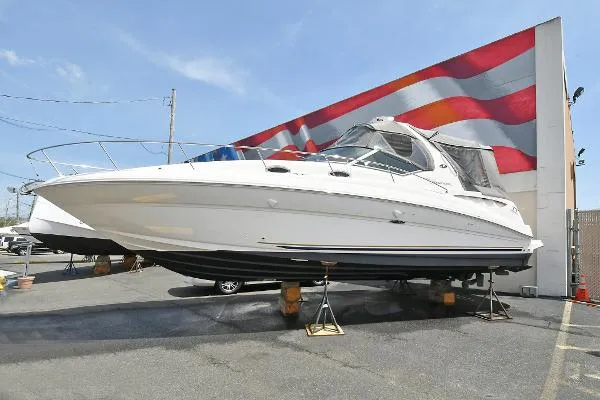 Slide: The Image of Sea Ray 320 Sundancer 2004 - 0