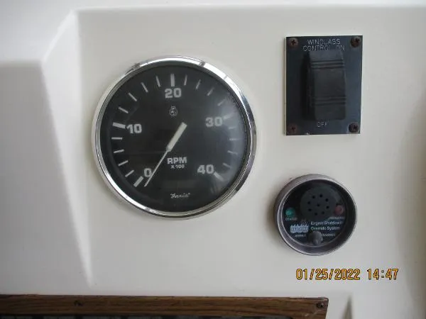 Slide: The Image of Mainship 34 Pilot Hard Top 2007 - 8