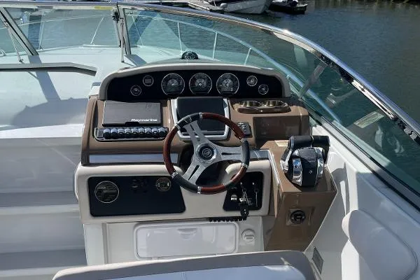 Slide: The Image of Crownline Boats 294 CR 2018 - 6