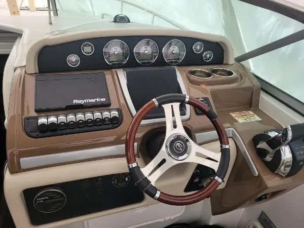 Slide: The Image of Crownline Boats 294 CR 2018 - 7
