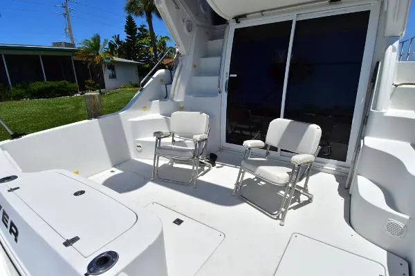 Slide: The Image of Carver Yachts 38 Sport Sedan 2006 - 6