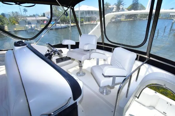 Slide: The Image of Carver Yachts 38 Sport Sedan 2006 - 8