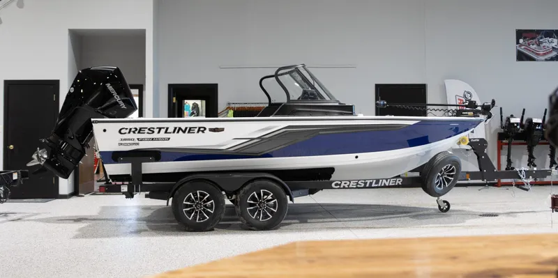 Slide: The Image of Crestliner 1850 Fish Hawk WT 2026 - 8