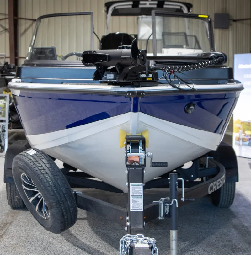 Slide: The Image of Crestliner 1850 Fish Hawk WT 2026 - 9
