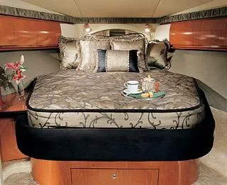 Slide: The Image of Sea Ray 420 Sundancer 2003 - 8