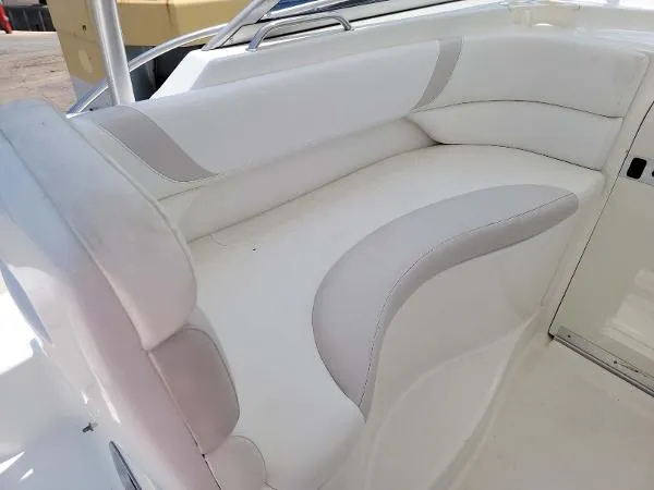 Slide: The Image of Boston Whaler 305 Conquest 2005 - 5