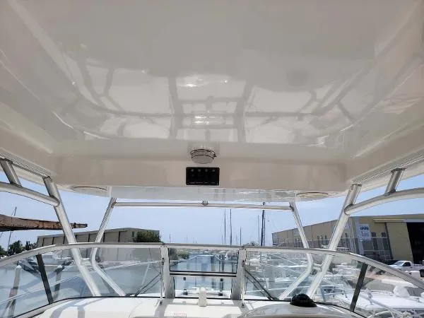 Slide: The Image of Boston Whaler 305 Conquest 2005 - 6
