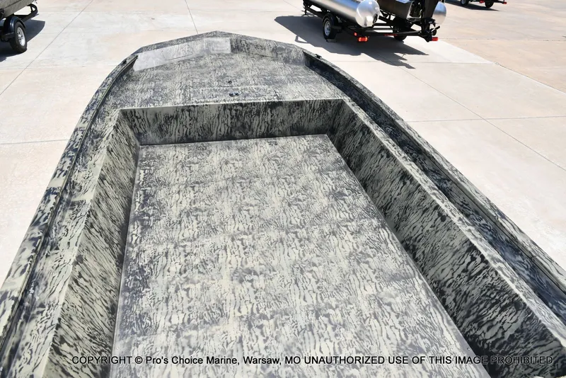 Slide: The Image of Tracker Grizzly 1860 Jon boat 2026 with camouflage pattern. - 36