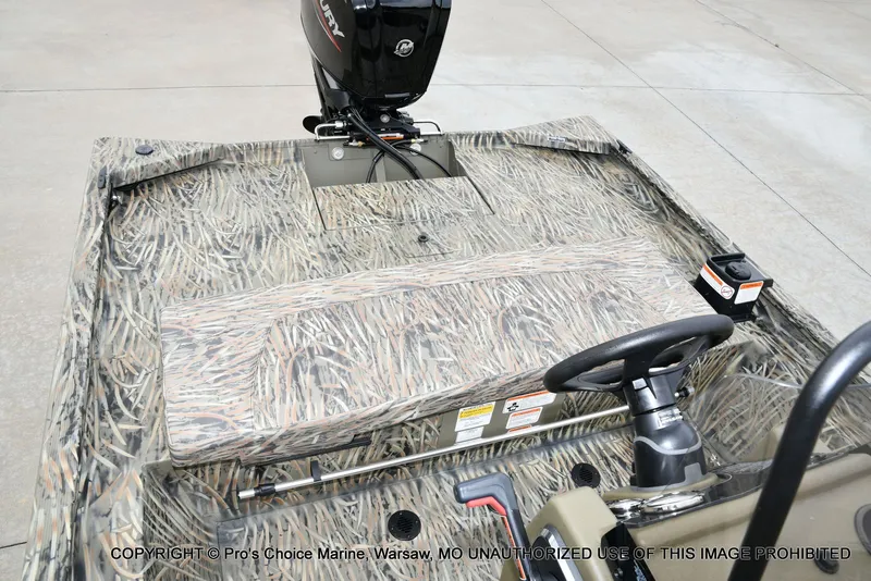 Slide: The Image of Tracker Grizzly 1860 CC 2026 - 51