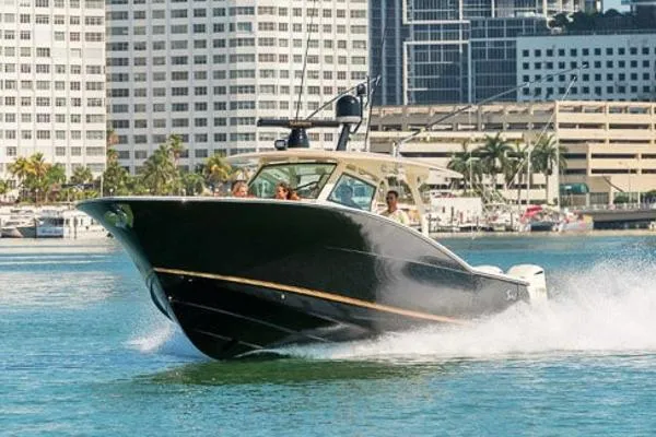 Slide: The Image of Scout 420 LXF 2020 - 0