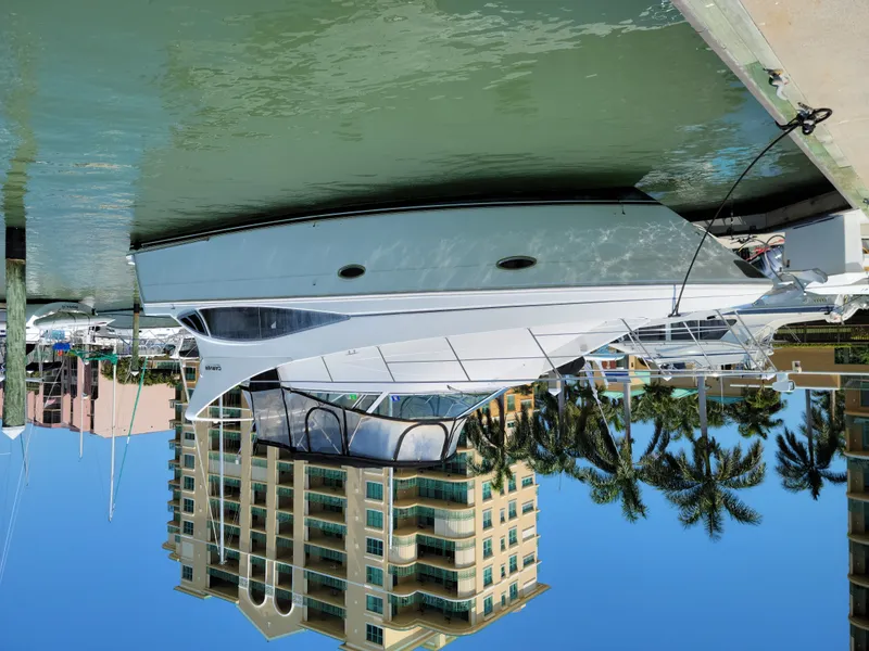 Slide: The Image of Carver Yachts 360 Mariner 2004 - 0