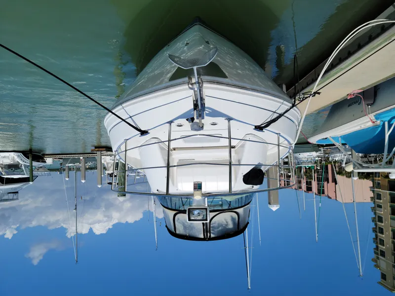Slide: The Image of Carver Yachts 360 Mariner 2004 - 3