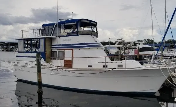 Slide: The Image of Gulfstar Trawler Motor Yacht 1979 - 4