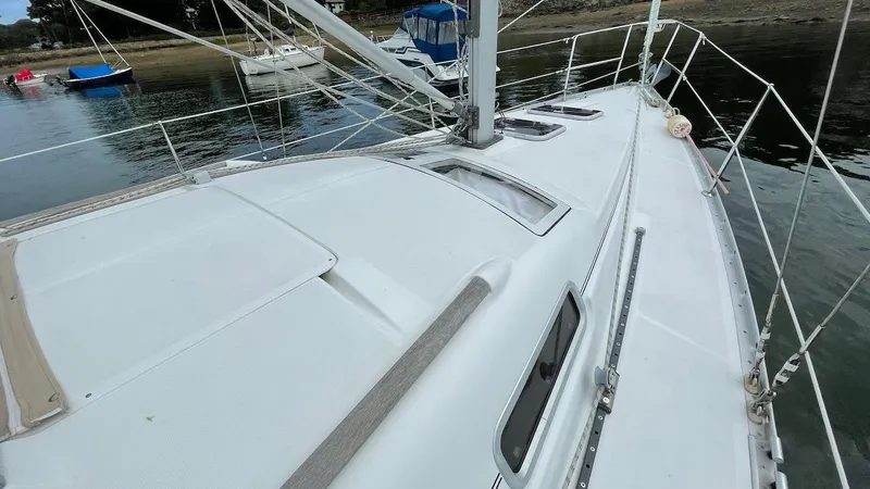 Slide: The Image of Beneteau 323 2006 - 11