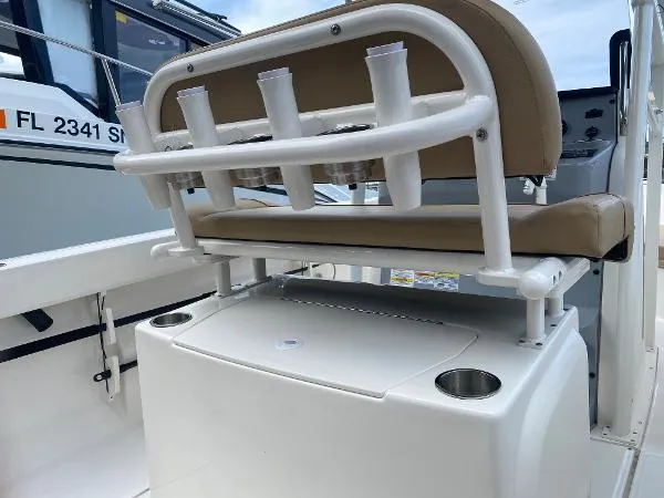 Slide: The Image of Bayliner T20 CC 2021 - 6