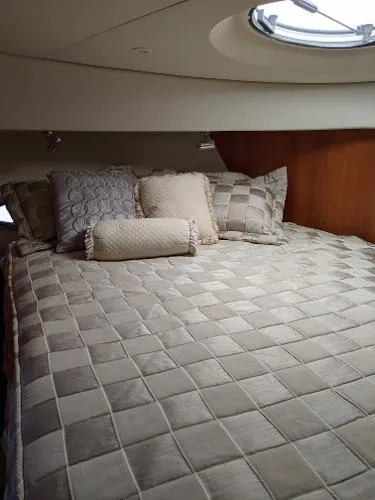 Slide: The Image of Silverton 39 Motor Yacht 2003 - 7