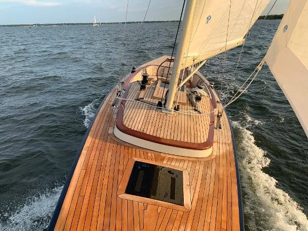 Slide: The Image of Leonardo Eagle 44 2019 - 3