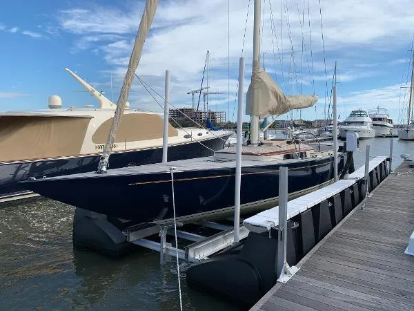 Slide: The Image of Leonardo Eagle 44 2019 - 7