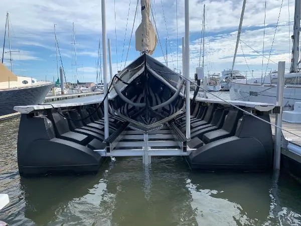 Slide: The Image of Leonardo Eagle 44 2019 - 8