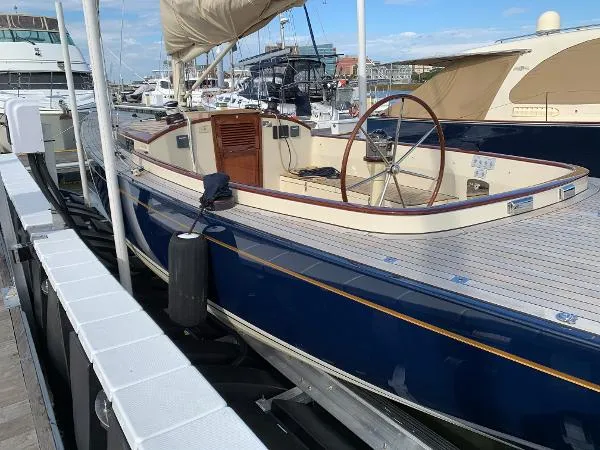 Slide: The Image of Leonardo Eagle 44 2019 - 9