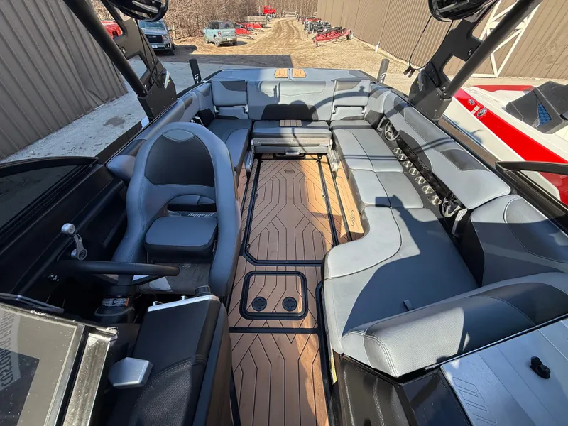 Slide: The Image of Malibu Wakesetter 23 LSV 2018 - 135