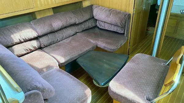 Slide: The Image of Hunter 460 Sloop 2001 - 6