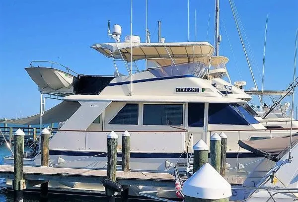 Slide: The Image of Hatteras 53 Yachtfish/Cockpit Motorycht 1987 - 2