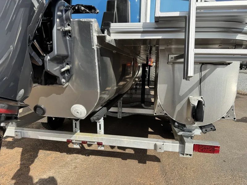 Slide: The Image of SunCatcher Select Series 322SL 2026 - 11