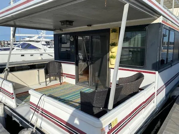 Slide: The Image of Catamaran 55 Houseboat 2011 - 3