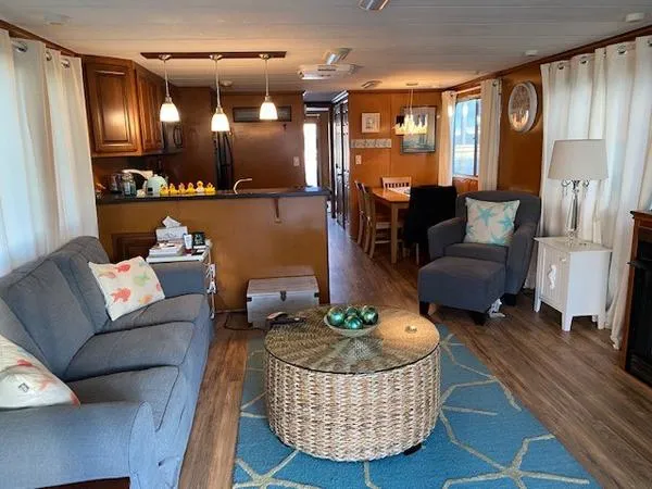 Slide: The Image of Catamaran 55 Houseboat 2011 - 5