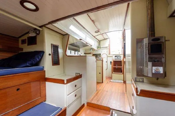 Slide: The Image of Custom Alan Gurney Derecktor Yawl 1965 - 8