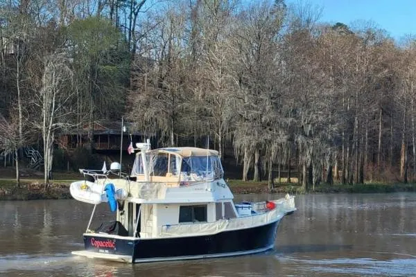 Slide: The Image of Mainship 34 Trawler 2006 - 0